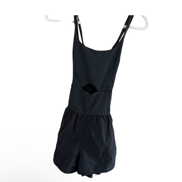 Amazon Black Sleeveless Cutout Romper - Picture 6 of 11